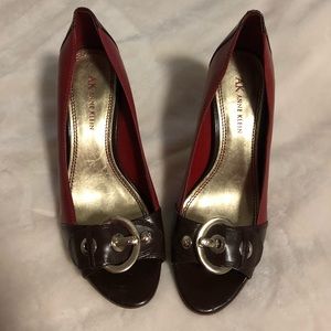 Anne Klein heels with upper leather man made sole.